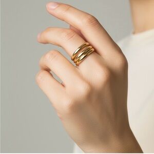Elegant Gold Triple Band Ring- Size 7